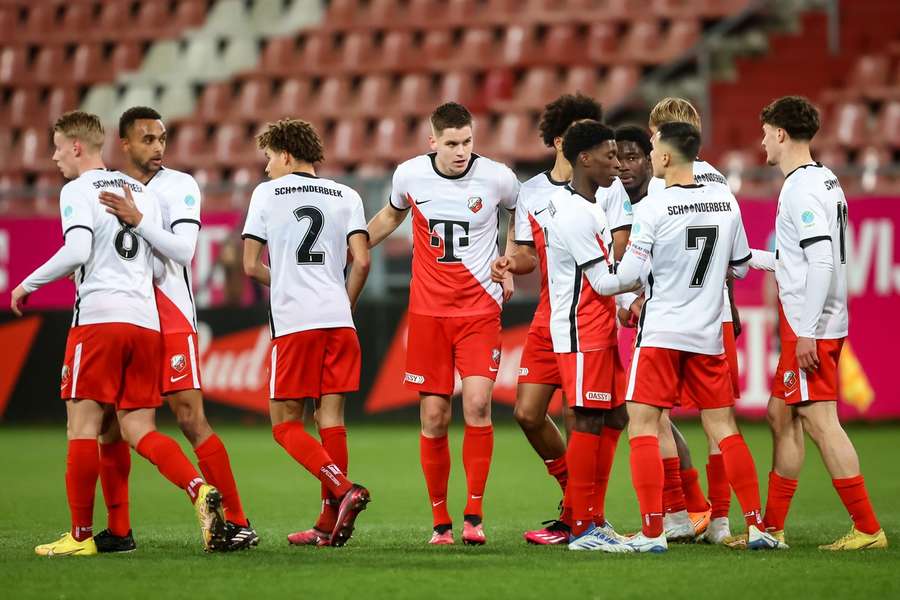 Jong FC Utrecht kan zich rustig gaan opmaken voor het achtste seizoen in de Eerste Divisie
