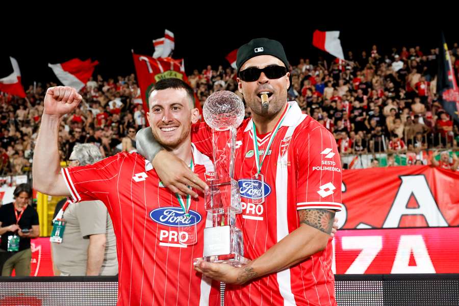Monza célébrant sa remontée vendredi.