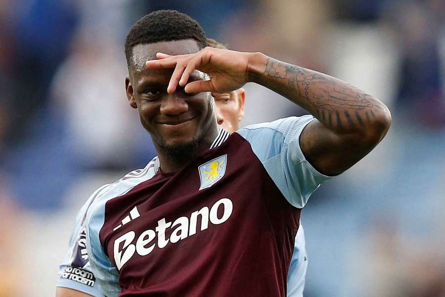 Jhon Duran impressionou no Aston Villa