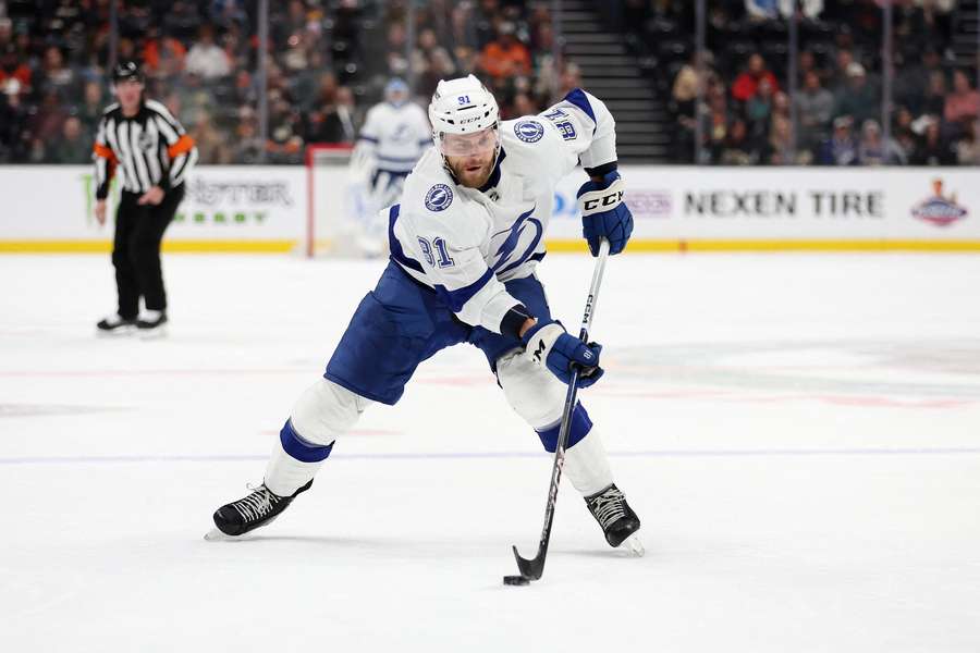 Černák zaznamenal asistenciu. V zápase s Vancouverom však Tampa inkasovala šesť gólov. Černák zaznamenal asistenciu. V zápase s Vancouverom však Tampa inkasovala šesť gólov.