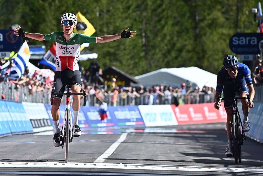 Filippo Zana wygrał 18. etap Giro d'Italia, Geraint Thomas wciąż liderem
