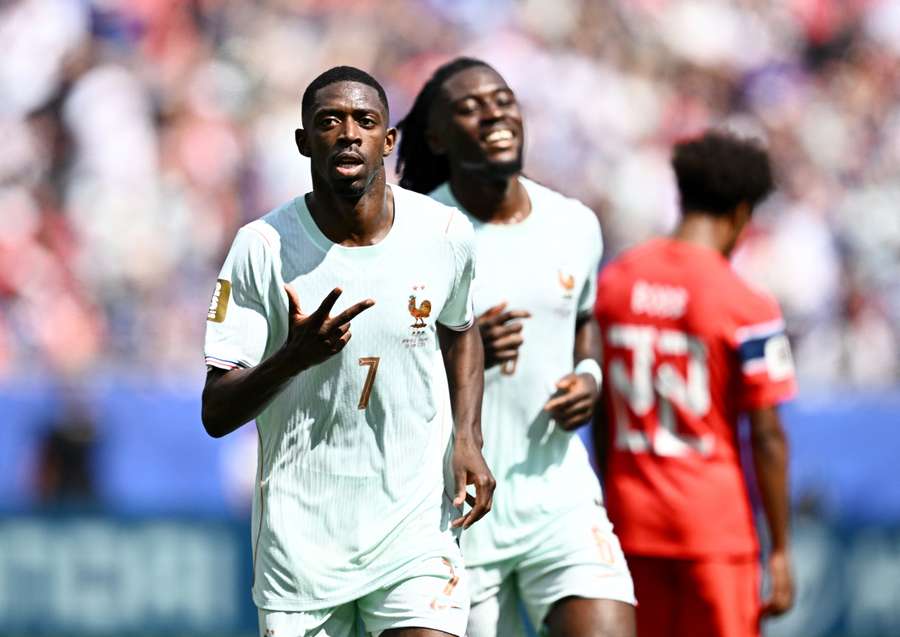 Dembélé zaknihoval hetrik.