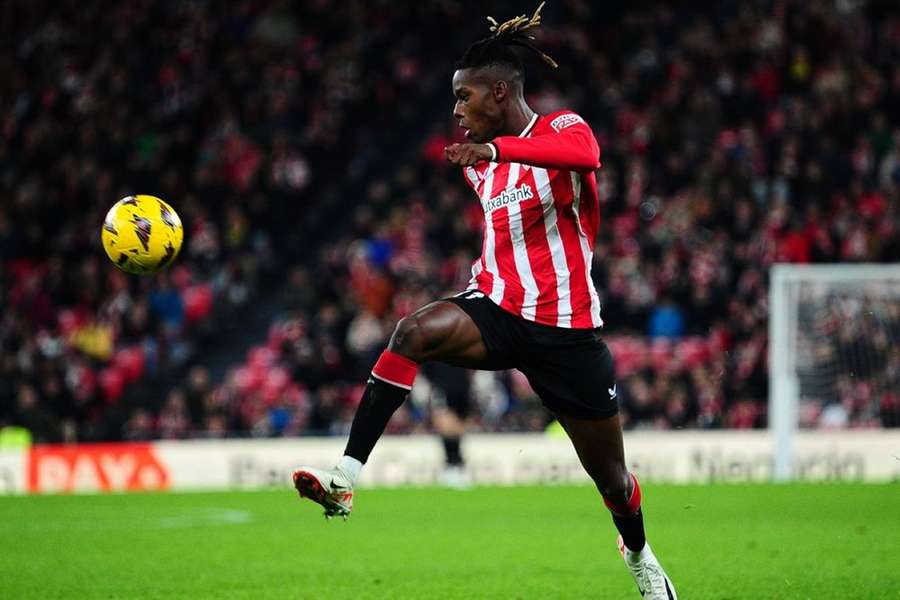 Williams ends Athletic Bilbao exit claims with new number announcement