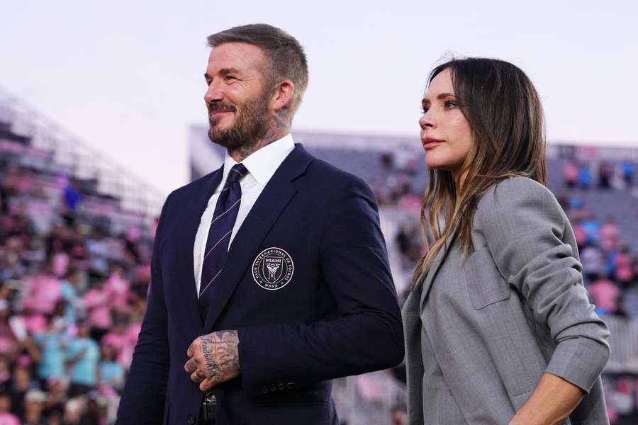 David i Victoria Beckhamowie podwoili majątek w ubiegłym roku i zostali miliarderami David i Victoria Beckhamowie podwoili majątek w ubiegłym roku i zostali miliarderami