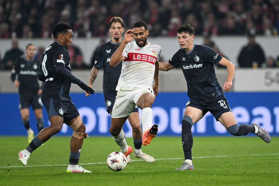 Late turnaround earns Stuttgart crucial European win over Van Persie's Feyenoord Late turnaround earns Stuttgart crucial European win over Van Persie's Feyenoord