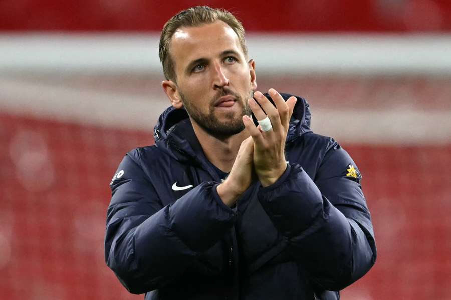 Kane comemorou 100ª partida pela seleção inglesa em grande estilo