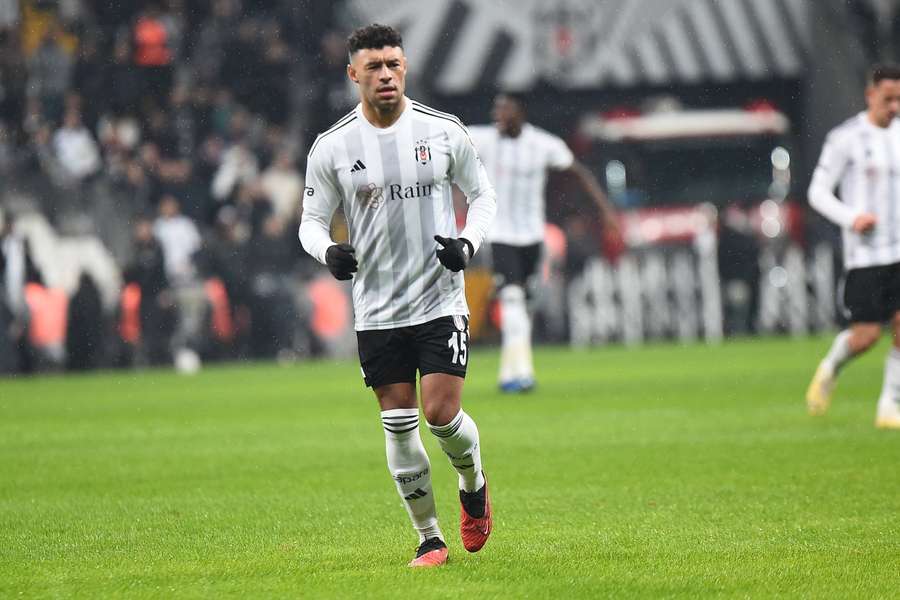 Oxlade-Chamberlain could be returning to England