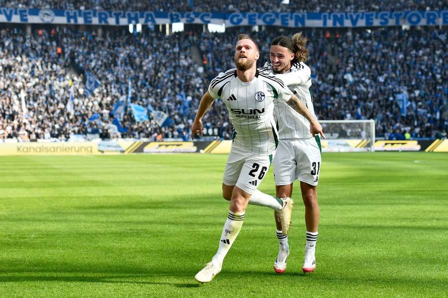 Tomáš Kalas dal první gól Schalke při výhře nad Herthou Berlín 2:1.