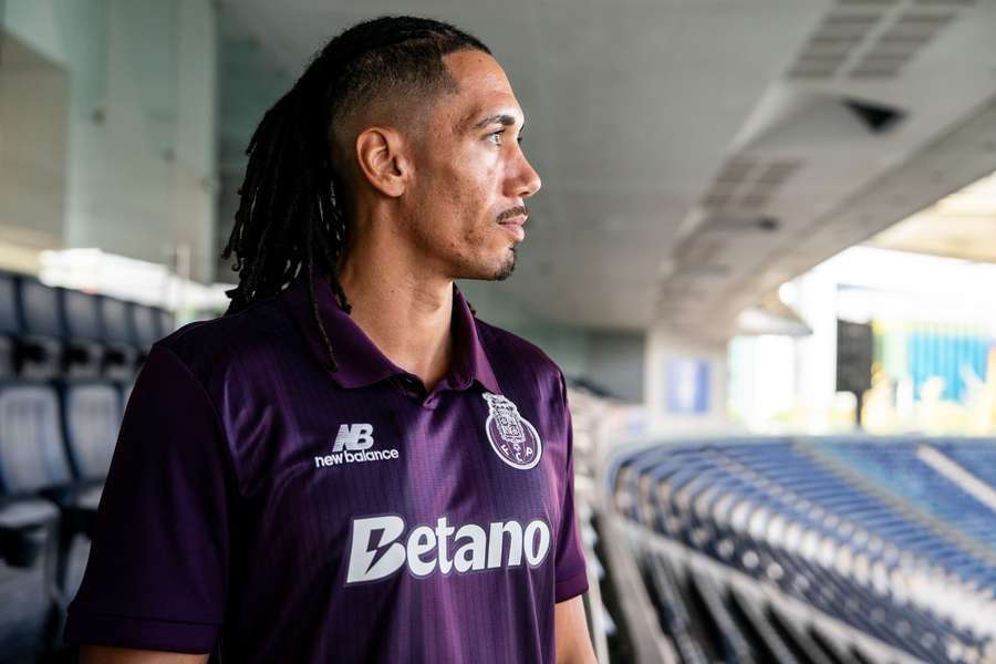 Chris Smalling no Estádio do Dragão Chris Smalling no Estádio do Dragão