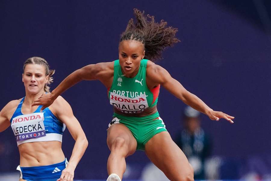 Fatoumata Diallo em ação nos Mundiais
