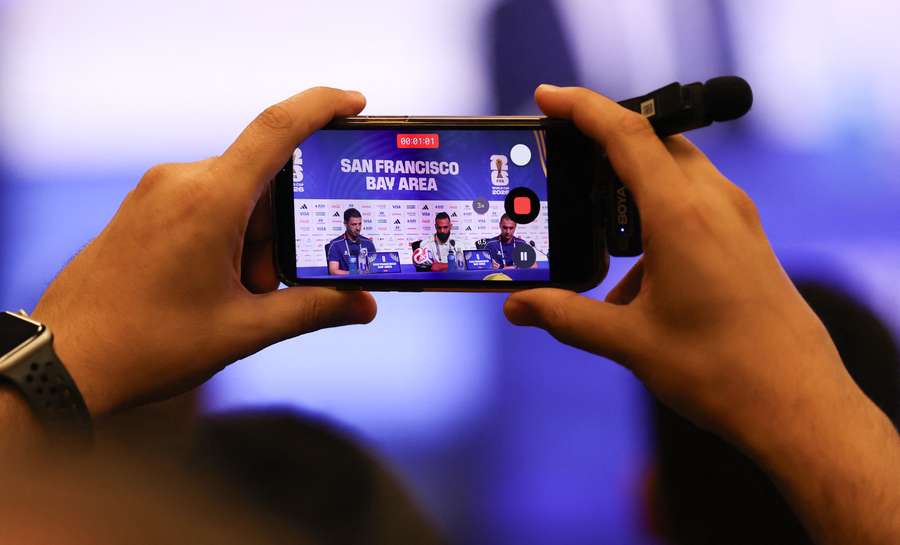 Jornalistas encontraram dificuldades com a conexão da FIFA nas primeiras semanas de Copa