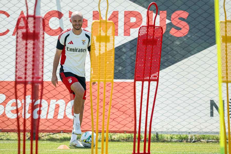 Aursnes está com sobrecarga na coxa esquerda e falha jogo com o St. Gallen Aursnes está com sobrecarga na coxa esquerda e falha jogo com o St. Gallen