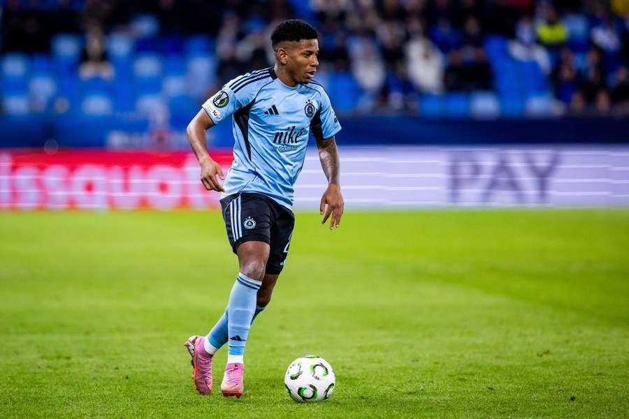 Blackman pokračuje v bratislavskom Slovane. Blackman pokračuje v bratislavskom Slovane.