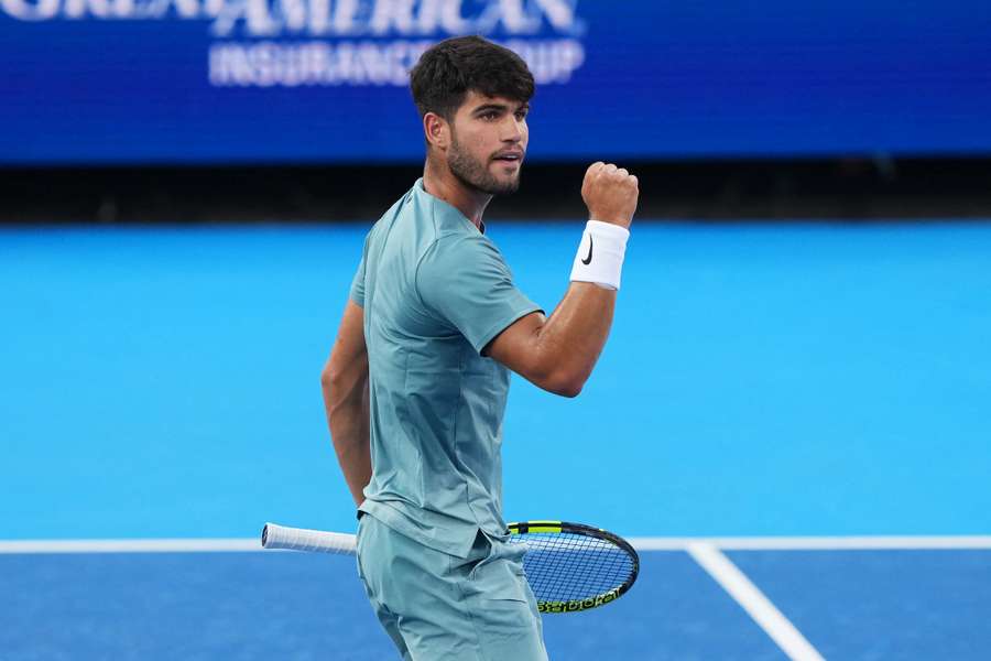 Tenis Flash: Mamy finał Sinner - Alcaraz. Świątek zagra w półfinale