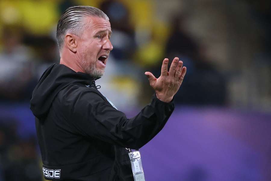 Laurențiu Reghecampf, demis de Esperance Tunis la jumătatea lunii martie
