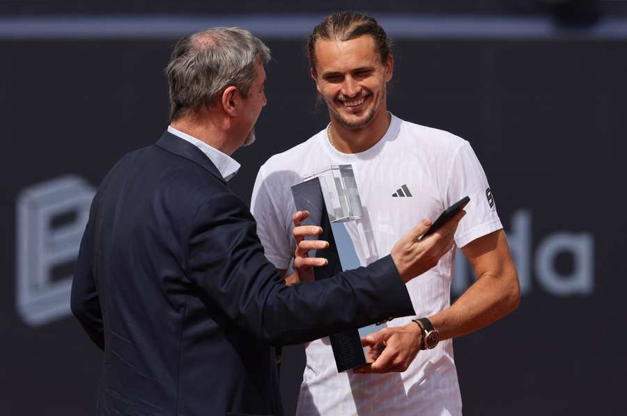 Alexander Zverev zusammen mit Markus Söder.