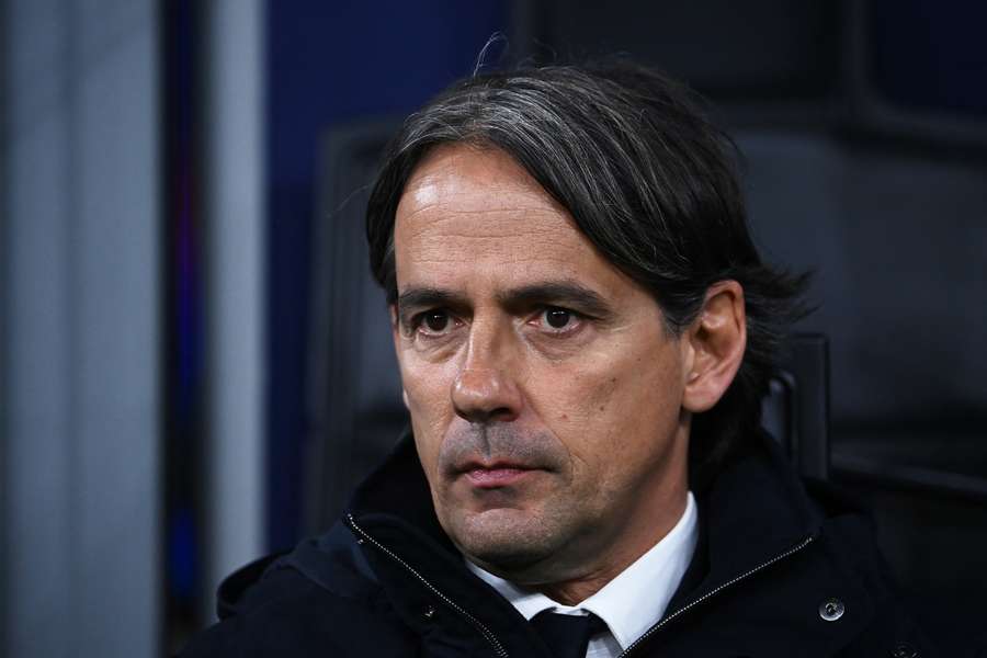 Simone Inzaghi watches on during Inter Milan's win over Feyenoord in the Champions League