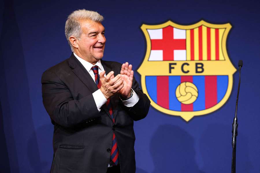 Trener Flick blisko przedłużenia umowy z Barceloną. Laporta: "Byłby to dowód stabilności"