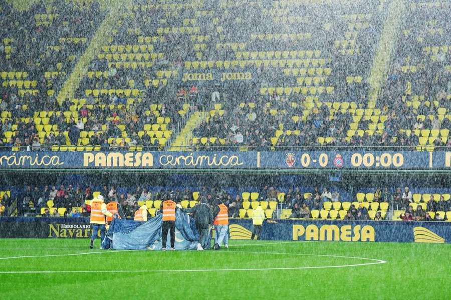 Espanyol nie zagra z Alexem Kingiem w Vilarreal.