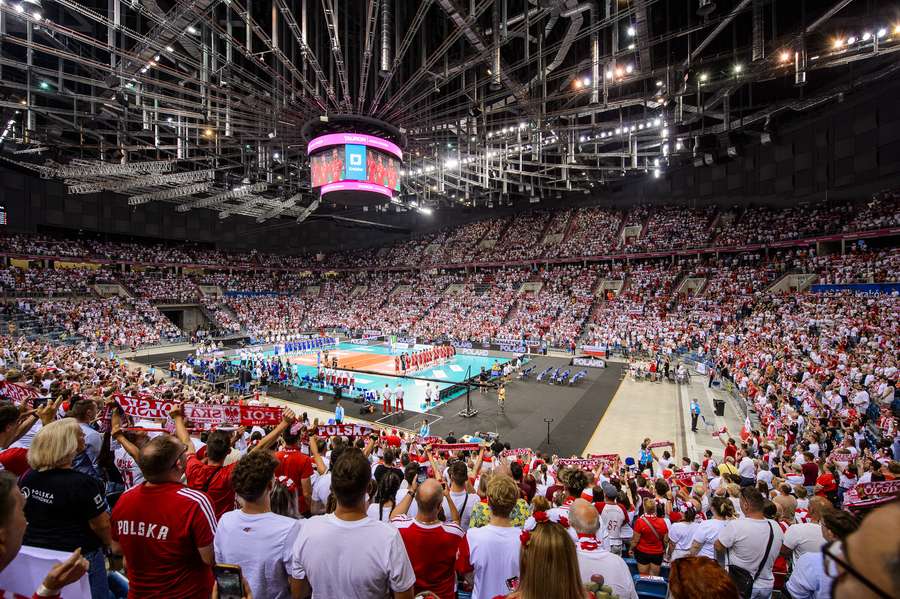 Wypełniona po przegi Tauron Arena robi niemałe wrażenie