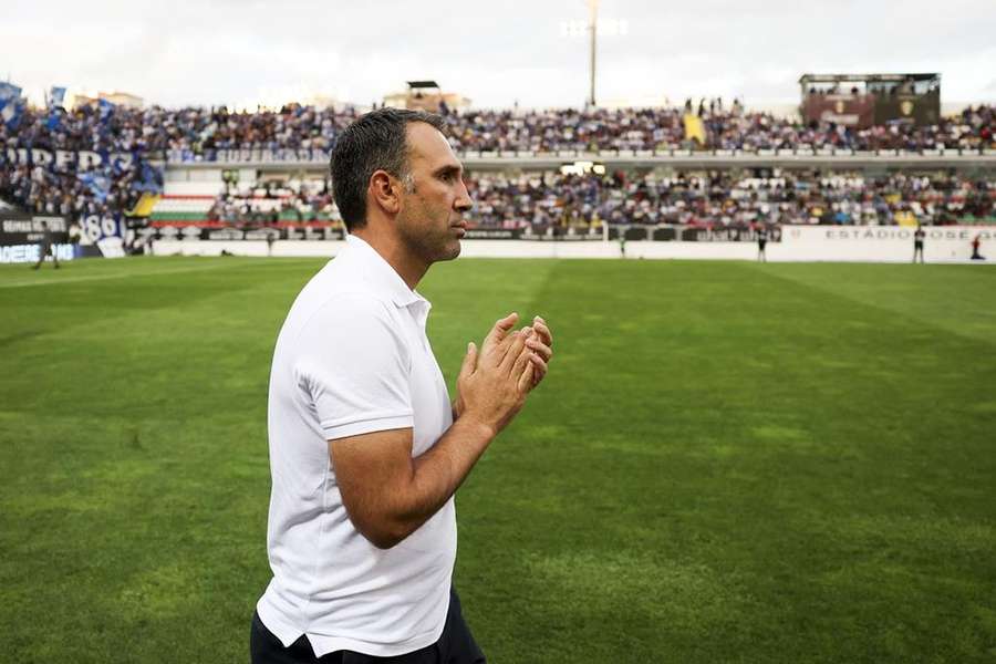 Sérgio Vieira esteve duas épocas no comando técnico do Estrela da Amadora