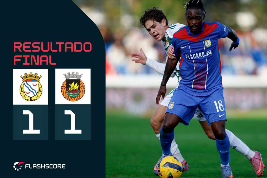 Lincoln com a marcação de Brandon Aguilera