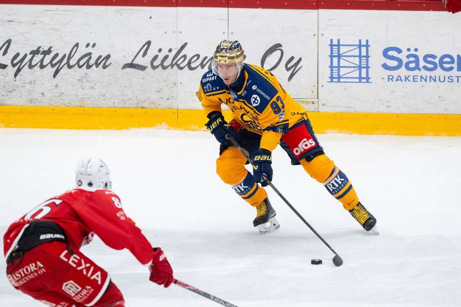 Mikael Ruohomaa grabbed two assists in Lukko's win Mikael Ruohomaa grabbed two assists in Lukko's win