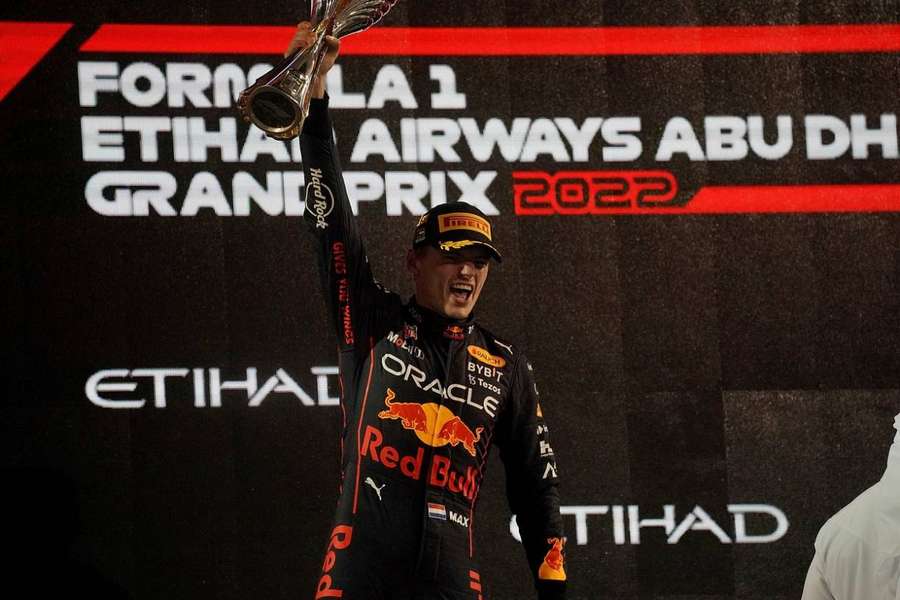 Campeão do mundo, Verstappen terminou a temporada com mais uma vitória