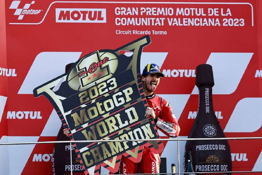 Francesco Bagnaia s'impose à Valence et conserve son titre mondial en MotoGP !