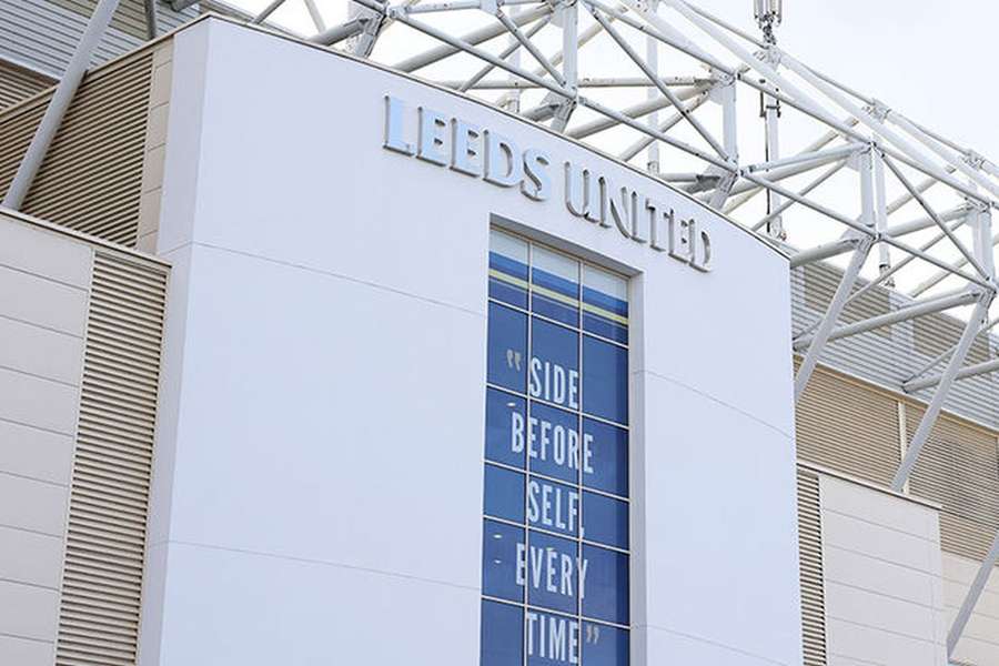 Leeds United evacua estádio devido a ameaça à segurança