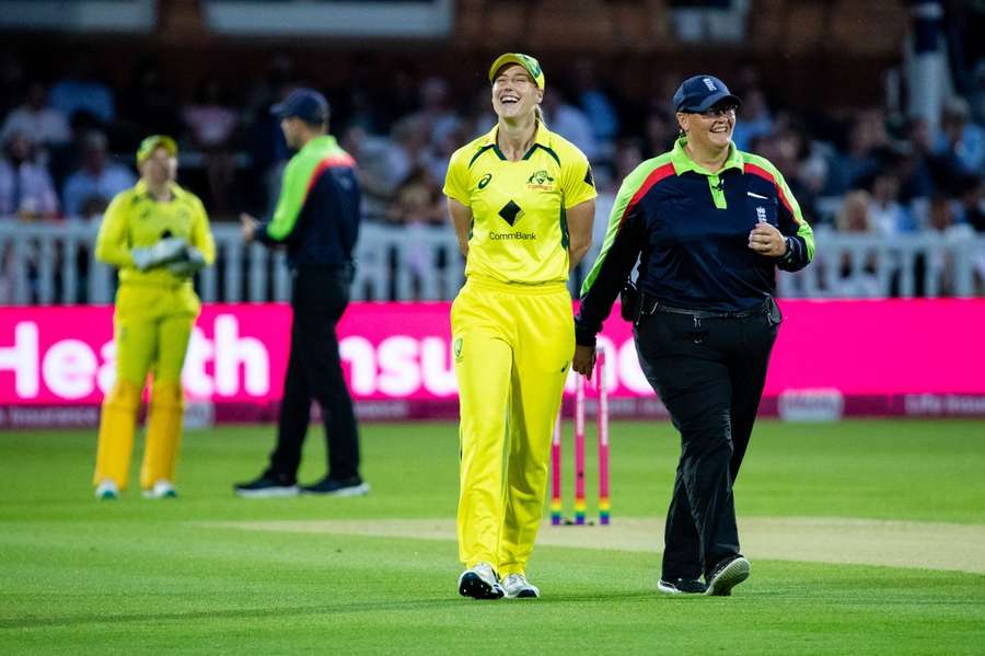 Redfern set to become first female umpire in men's first class game