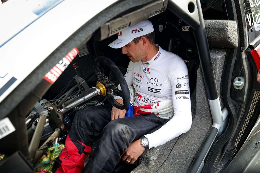 Sébastien Ogier está na liderança do Rali de Portugal