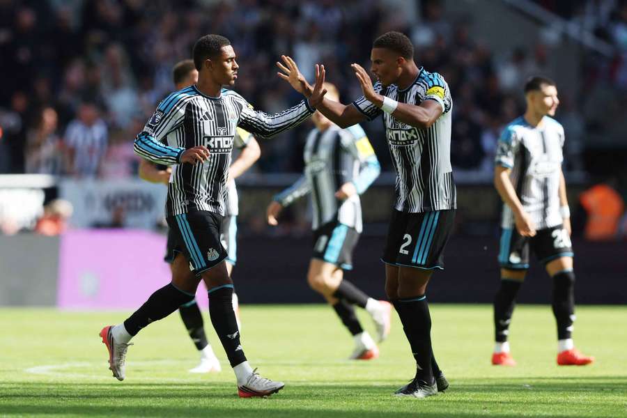 Ramsey (L) struck late for Newcastle