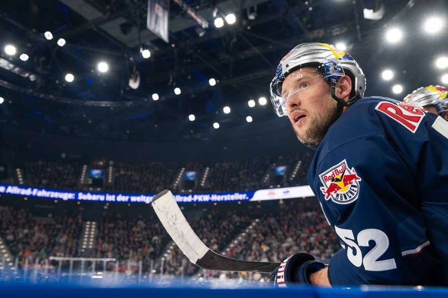 Lange Gesichter bei Patrick Hager und Co.: München verliert.
