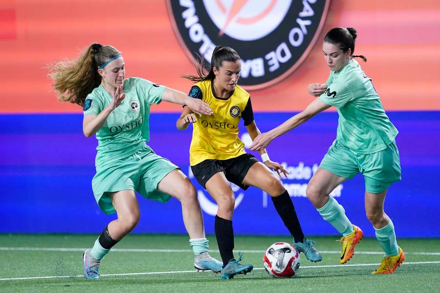 Uma semana movimentada de jogos da Queens League começa com uma jornada emocionante Uma semana movimentada de jogos da Queens League começa com uma jornada emocionante