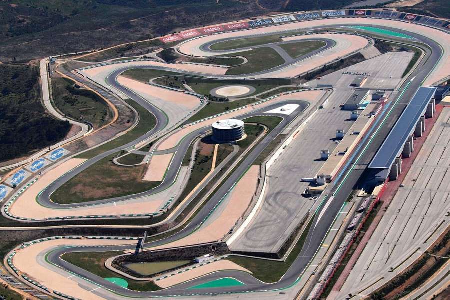 Autódromo Internacional do Algarve pode voltar a receber a Fórmula 1 depois de um ano de ausência