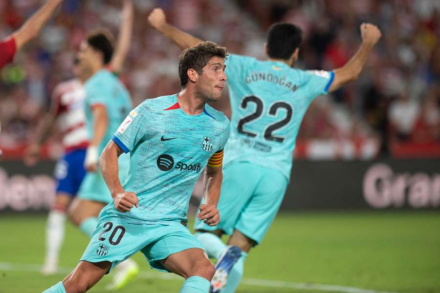 Barcelona's Spanish midfielder #20 Sergi Roberto celebrates after scoring his team's second goal