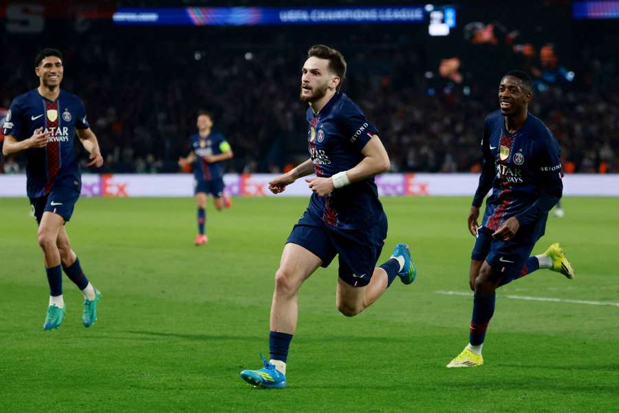 Kvaratskhelia anotou segundo golo do Paris SG