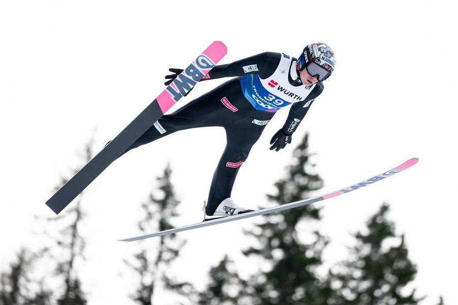 Marius Lindvik i Johann André Forfang už znají tresty za porušení etických pravidel FIS.