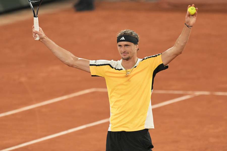 Alexander Zverev celebrates after winning against Tallon Griekspoor