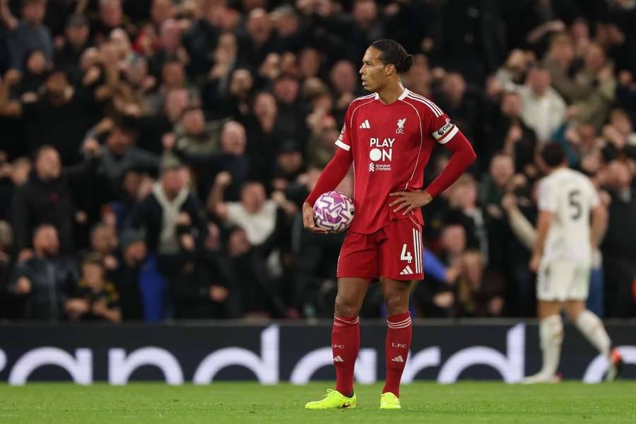 ‘We Have to Stick Together’ – Van Dijk Reflects on Liverpool’s Late Defeat ‘We Have to Stick Together’ – Van Dijk Reflects on Liverpool’s Late Defeat