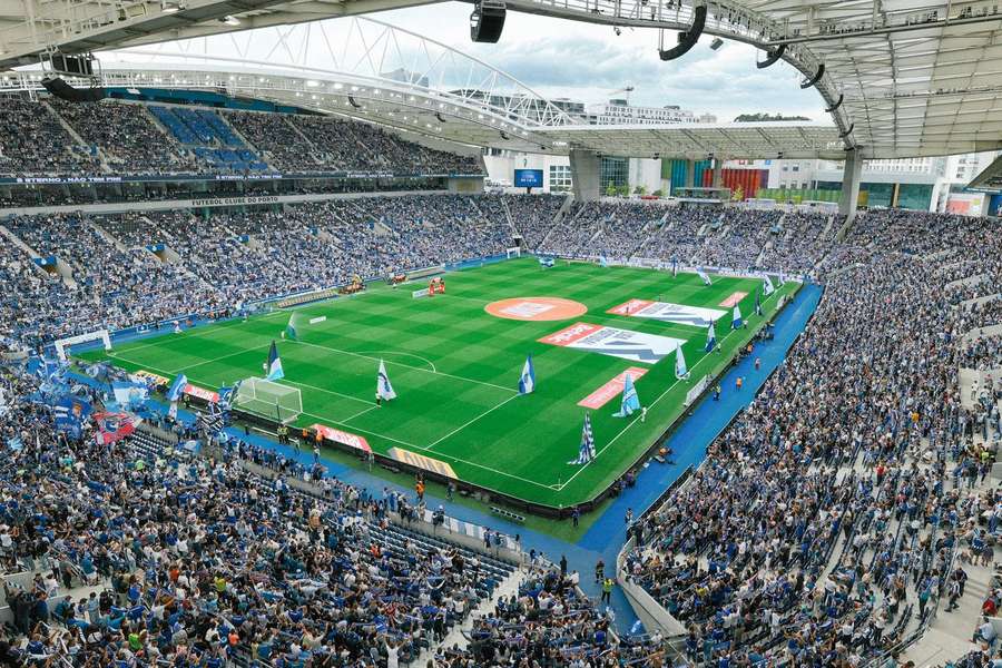 L'Estádio do Dragão a été inauguré le 16 novembre 2003.
