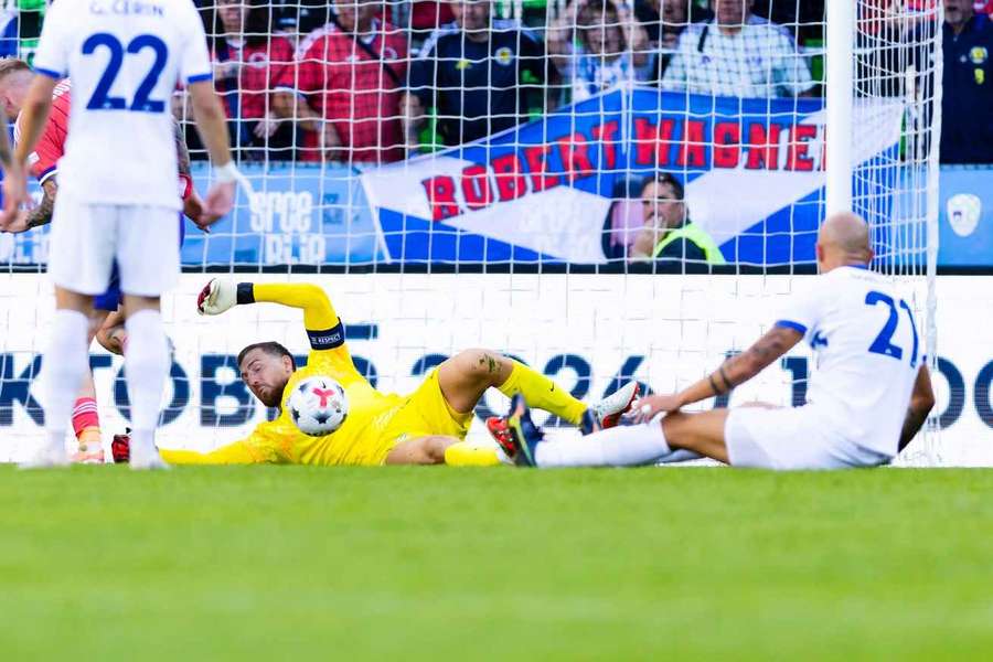 Oblak a jeden z jeho zákroků. Oblak a jeden z jeho zákroků.