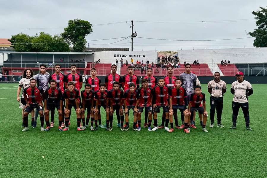 Benfica de olho no mercado brasileiro