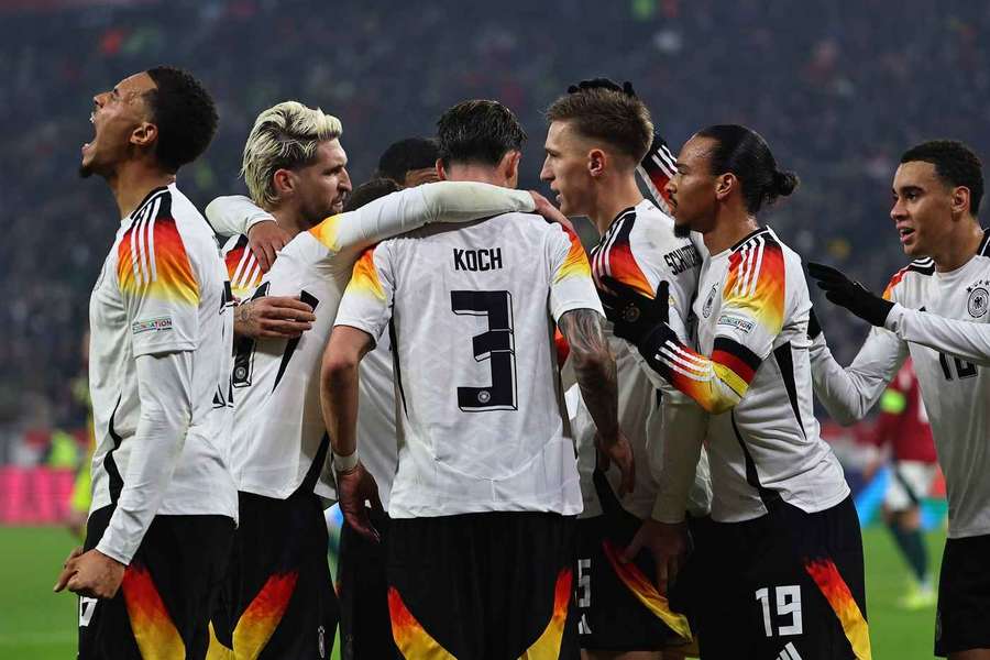 Jubel im DFB-Team: Die Top Ten der Weltrangliste sind wieder erreicht.