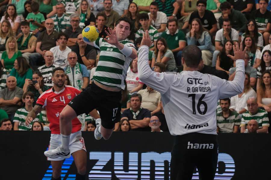 Sporting levou a melhor sobre o Benfica Sporting levou a melhor sobre o Benfica