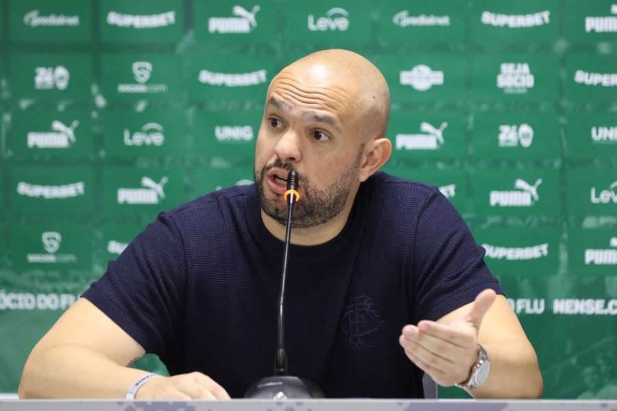Mattheus Montenegro fez duras críticas à arbitragem de Rafael Rodrigo Klein Mattheus Montenegro fez duras críticas à arbitragem de Rafael Rodrigo Klein
