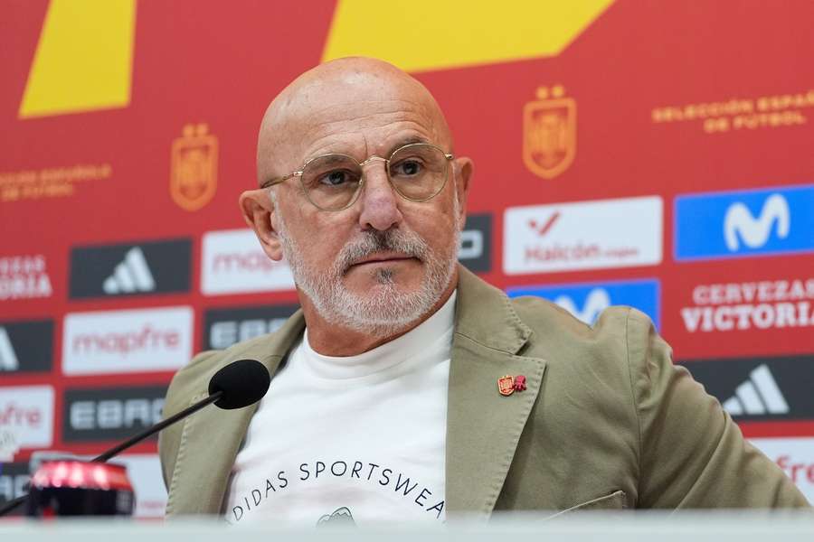 Španielsky kouč prezradil nomináciu. Španielsky kouč prezradil nomináciu.