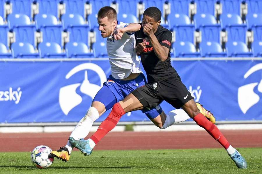 Přes 3000 fanoušků na druhou ligu? Proto děláme fotbal, tvrdí kouč Opavy Nádvorník