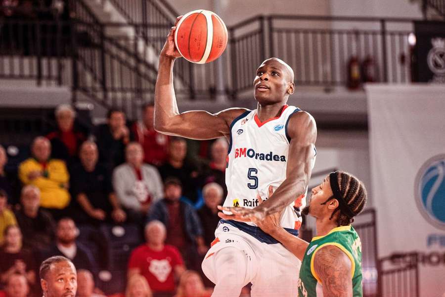 CSM Oradea a debutat cu o victorie în FIBA Europe Cup CSM Oradea a debutat cu o victorie în FIBA Europe Cup